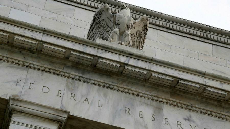 Read more about the article European stocks dip at open after Fed warns recession “a possibility”